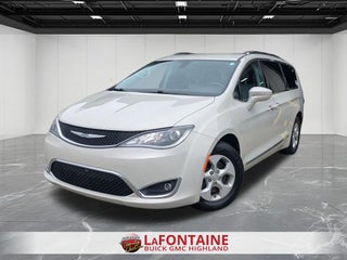 2017 Chrysler Pacifica Touring L Plus