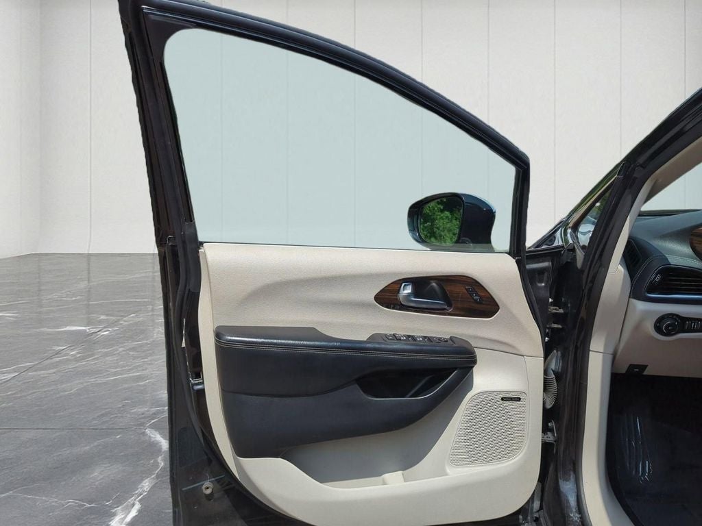 2022 Chrysler Pacifica Limited