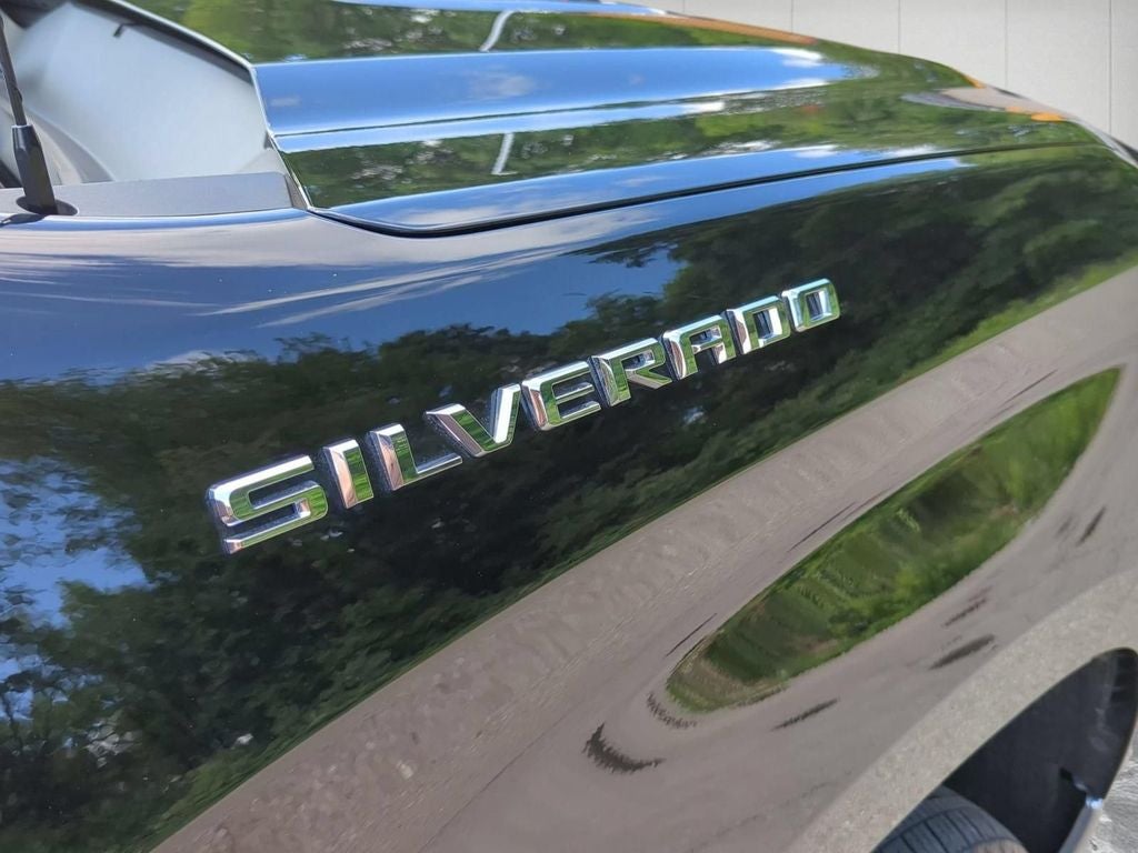 2022 Chevrolet Silverado 1500 LT LT1
