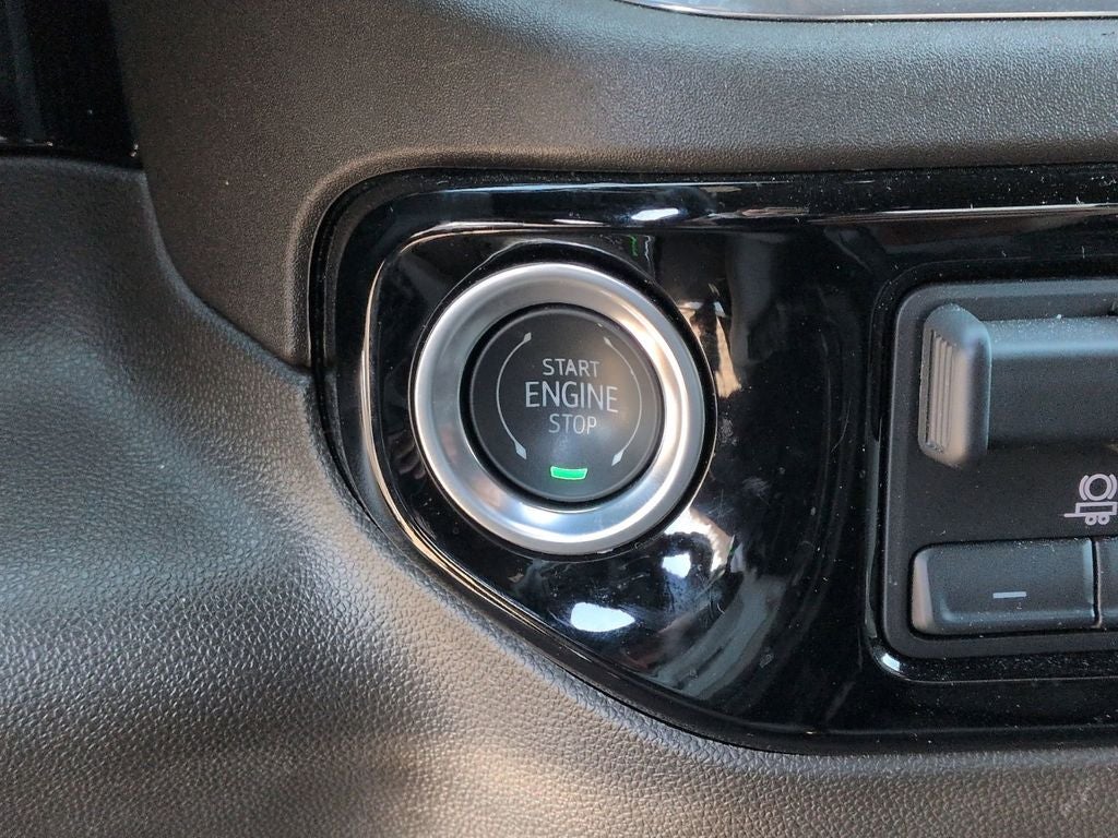 2025 Chevrolet Silverado 1500 LT LT1
