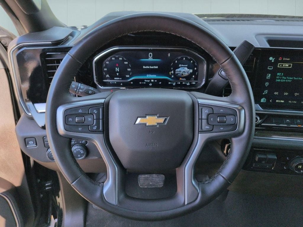 2025 Chevrolet Silverado 1500 LT LT1