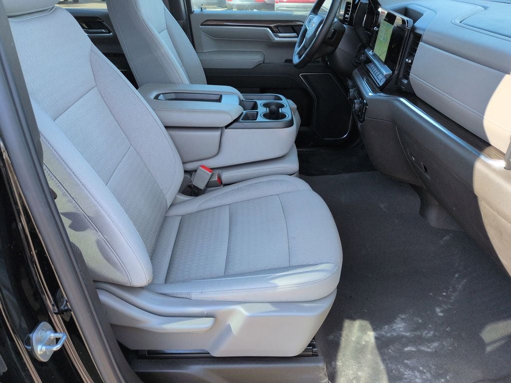 2025 Chevrolet Silverado 1500 LT LT1
