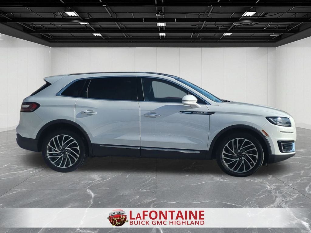 2020 Lincoln Nautilus Reserve