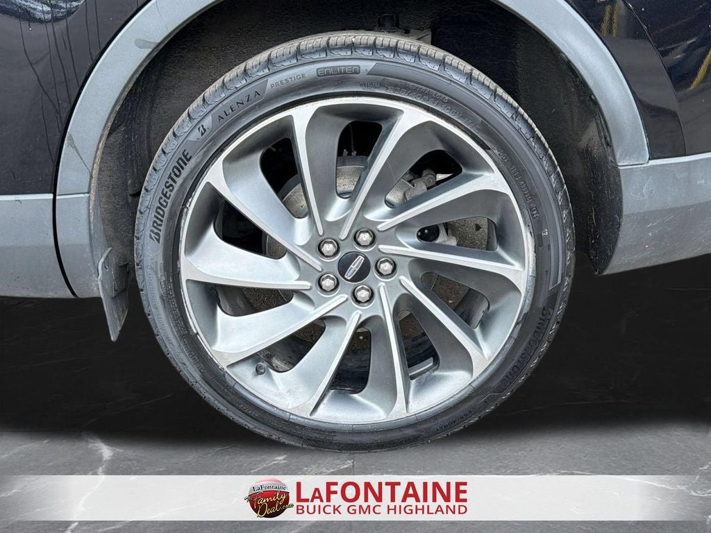 2019 Lincoln Nautilus Reserve
