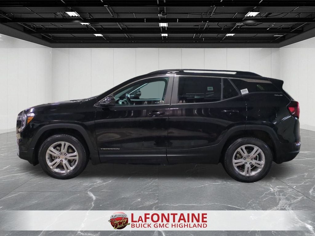 2022 GMC Terrain SLE