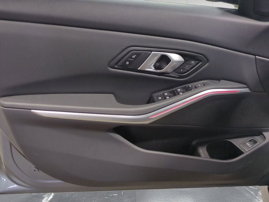 2025 BMW 3 Series 330i xDrive