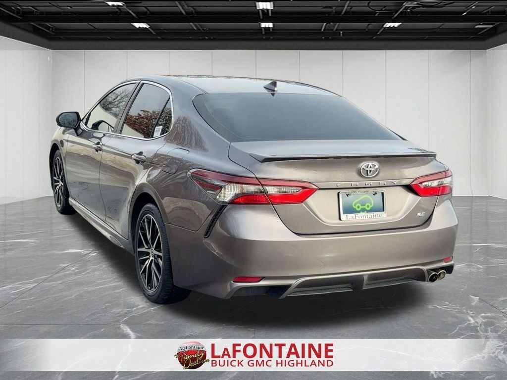 2021 Toyota Camry SE