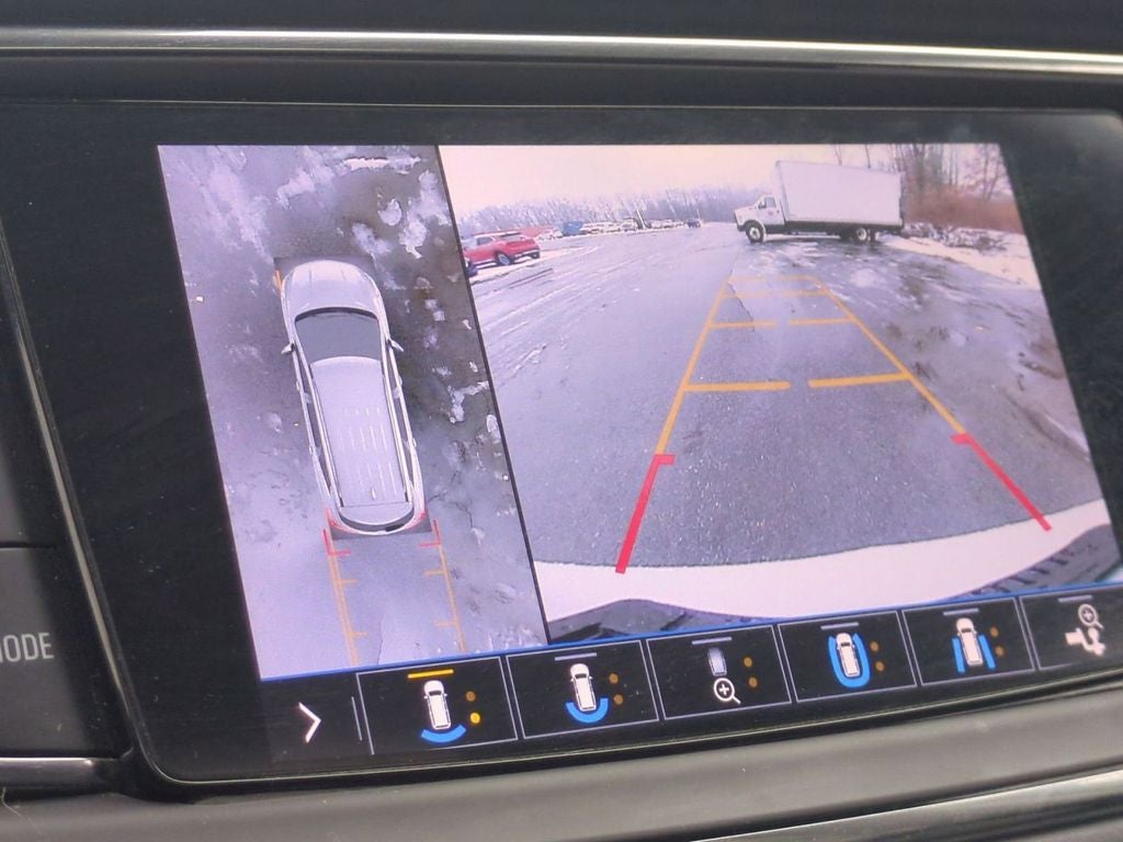 2020 Buick Enclave Essence