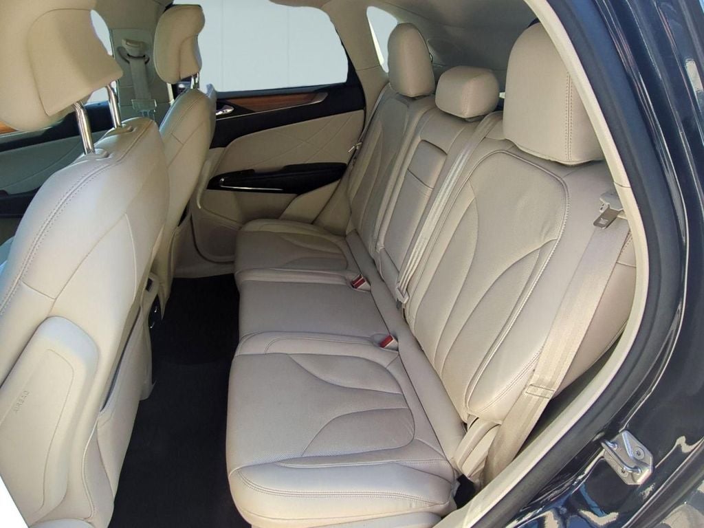 2015 Lincoln MKC Base