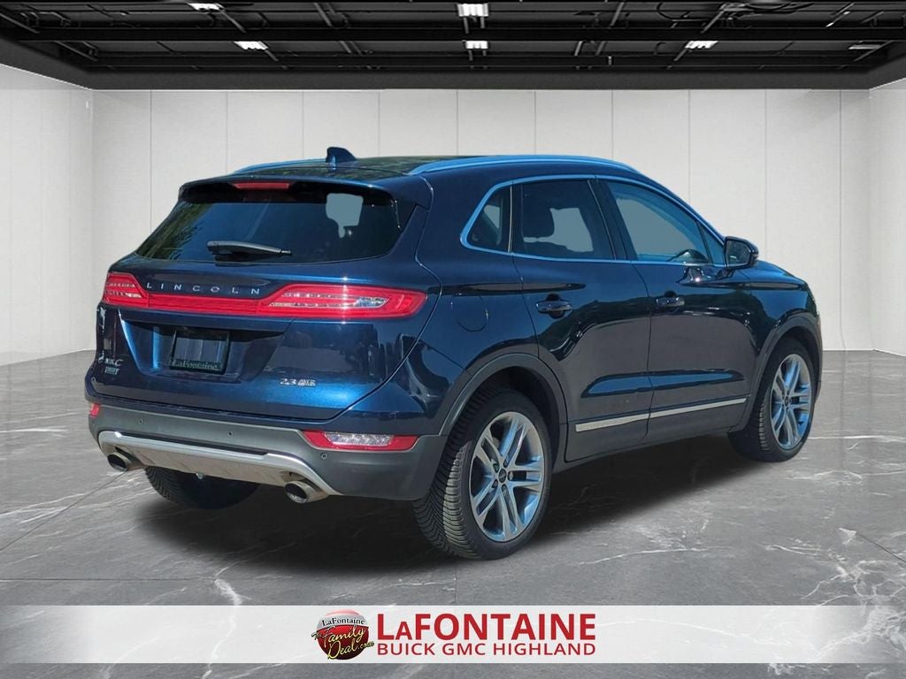 2015 Lincoln MKC Base
