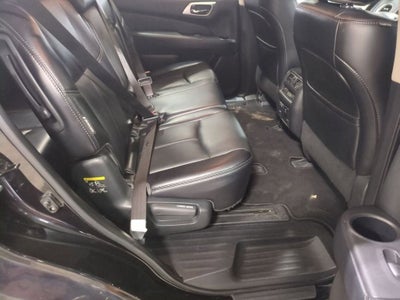 2020 Nissan Pathfinder SL