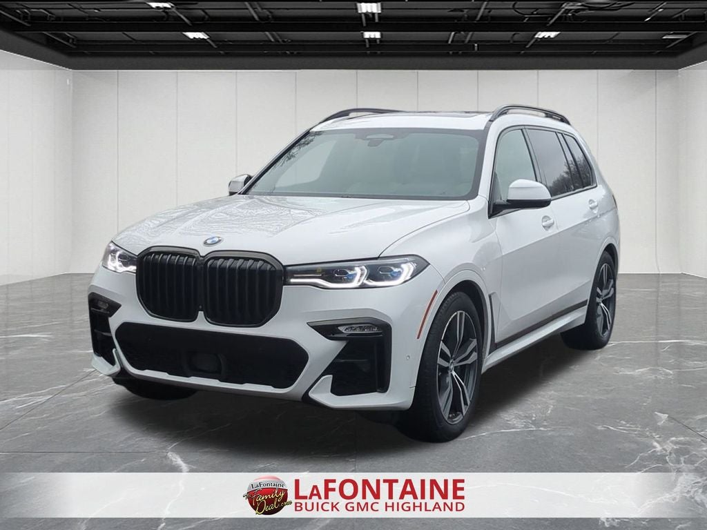 2021 BMW X7 M50i
