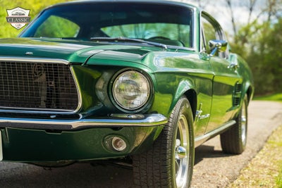 1967 Ford Mustang Base