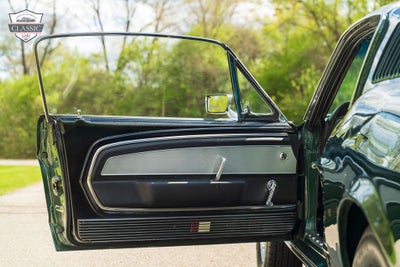 1967 Ford Mustang Base