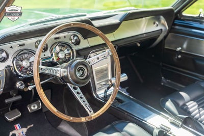 1967 Ford Mustang Base