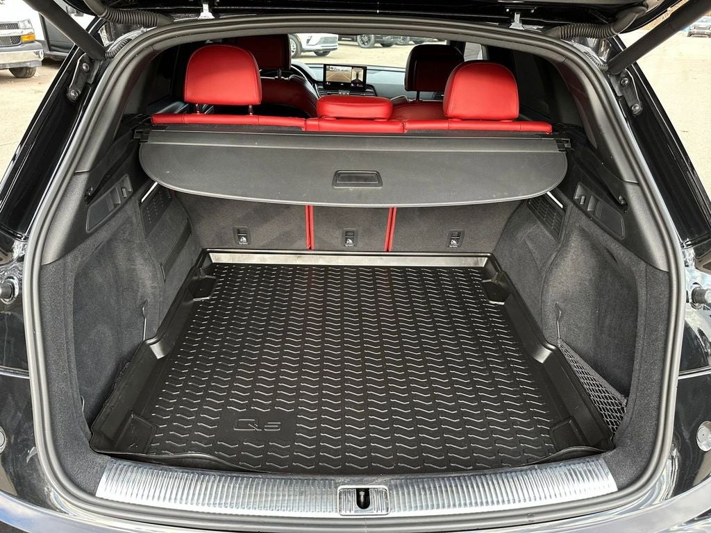 2021 Audi SQ5 Prestige quattro