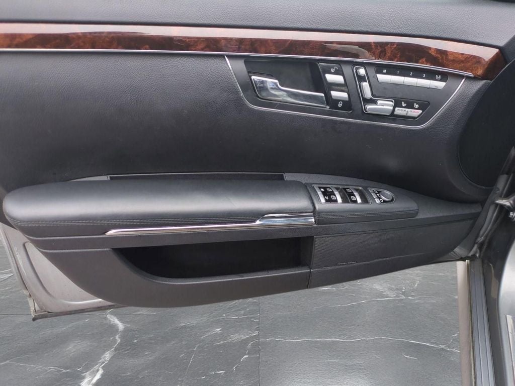 2010 Mercedes-Benz S-Class S 550 4MATIC®