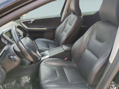 2016 Volvo XC60 T5 Premier