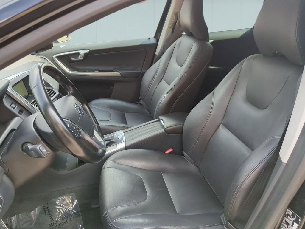 2016 Volvo XC60 T5 Premier