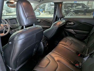 2022 Jeep Cherokee Latitude Lux