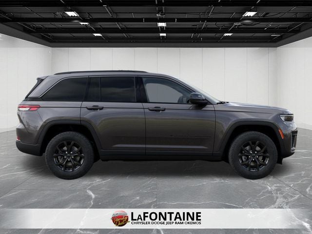 2026 Jeep Grand Cherokee Laredo