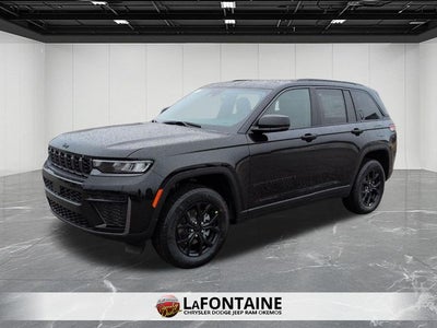 2026 Jeep Grand Cherokee Laredo