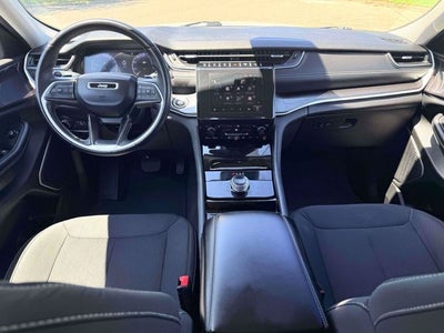 2022 Jeep Grand Cherokee L Laredo