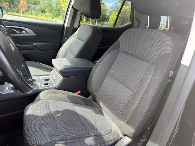 2018 Chevrolet Traverse LT Cloth w/1LT