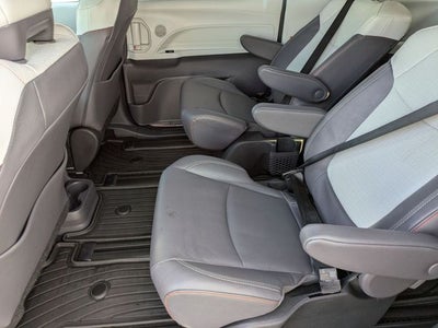 2024 Toyota Sienna XSE 7 Passenger