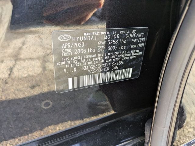 2023 Genesis G80 2.5T